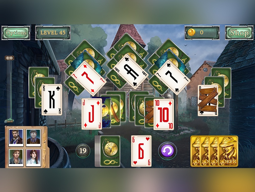 Detective Secrets Solitaire - The Curse of the Village screenshot 1